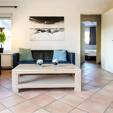 Prázdninový dům For Six Guests Sint Maartensvlotbrug