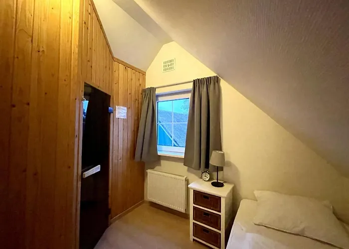 For Six Guests * Sint Maartensvlotbrug