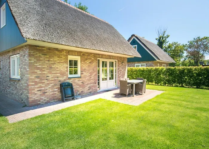 For Six Guests Casa vacanze Sint Maartensvlotbrug