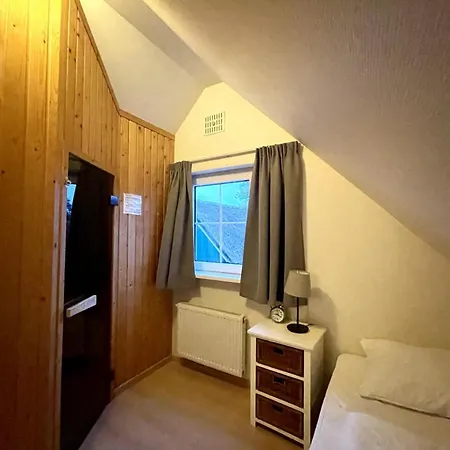 For Six Guests * Sint Maartensvlotbrug